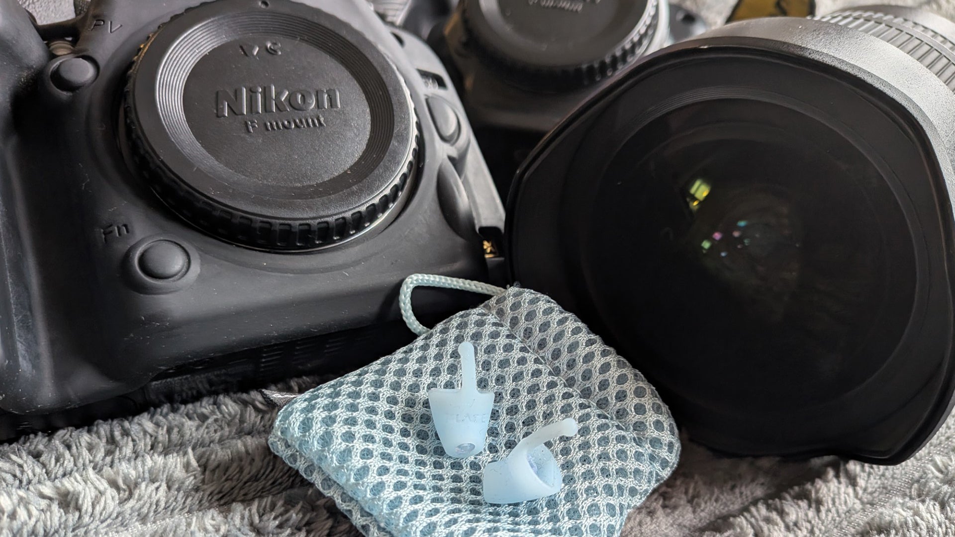 Calmer_with_camera.jpg