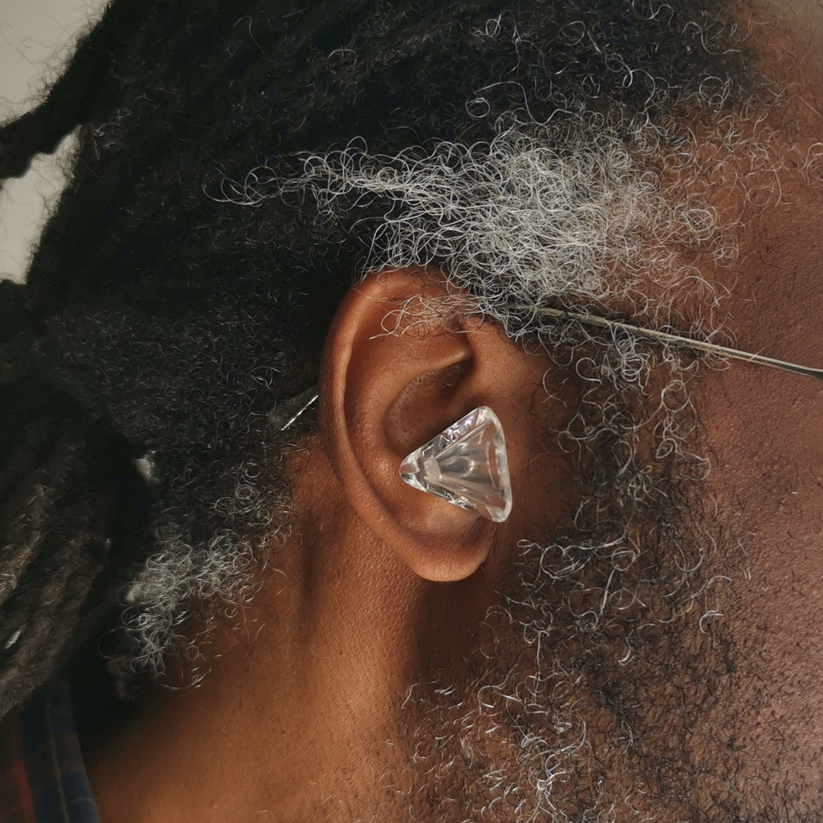 earhd_eca09846-2f03-43bf-b088-5d72df73e458.png
